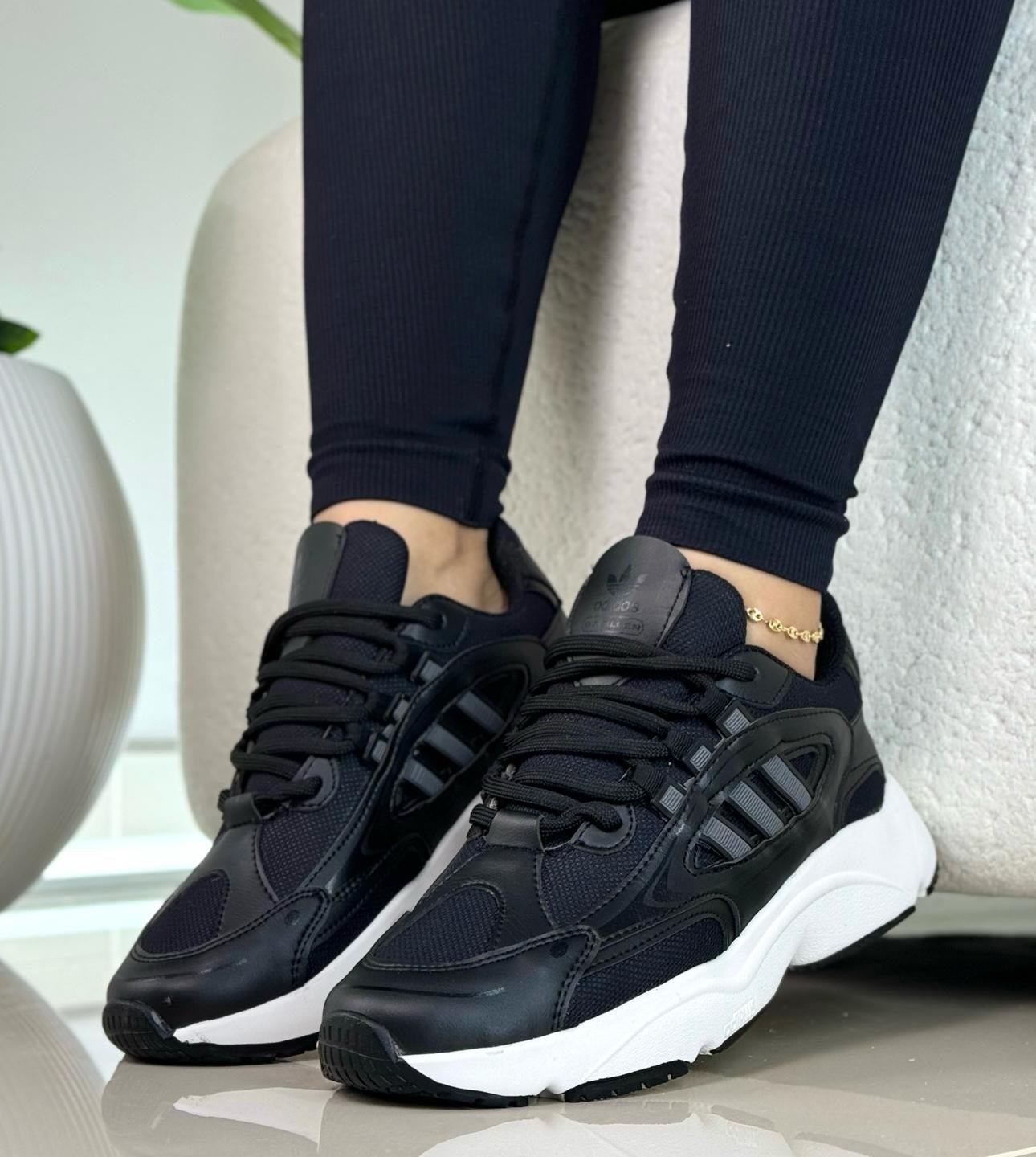 ADIDAS DAMA AAA