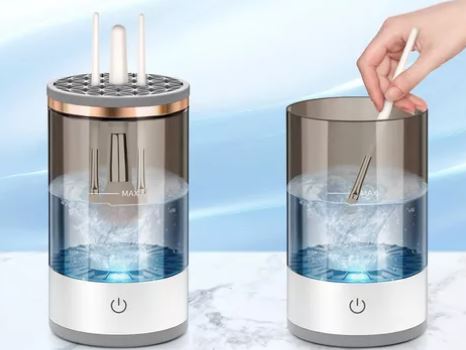 Gray helmet for bikers